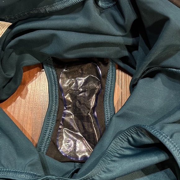 Miraclesuit Must Have Sanibel One Piece - Picture 14 of 16